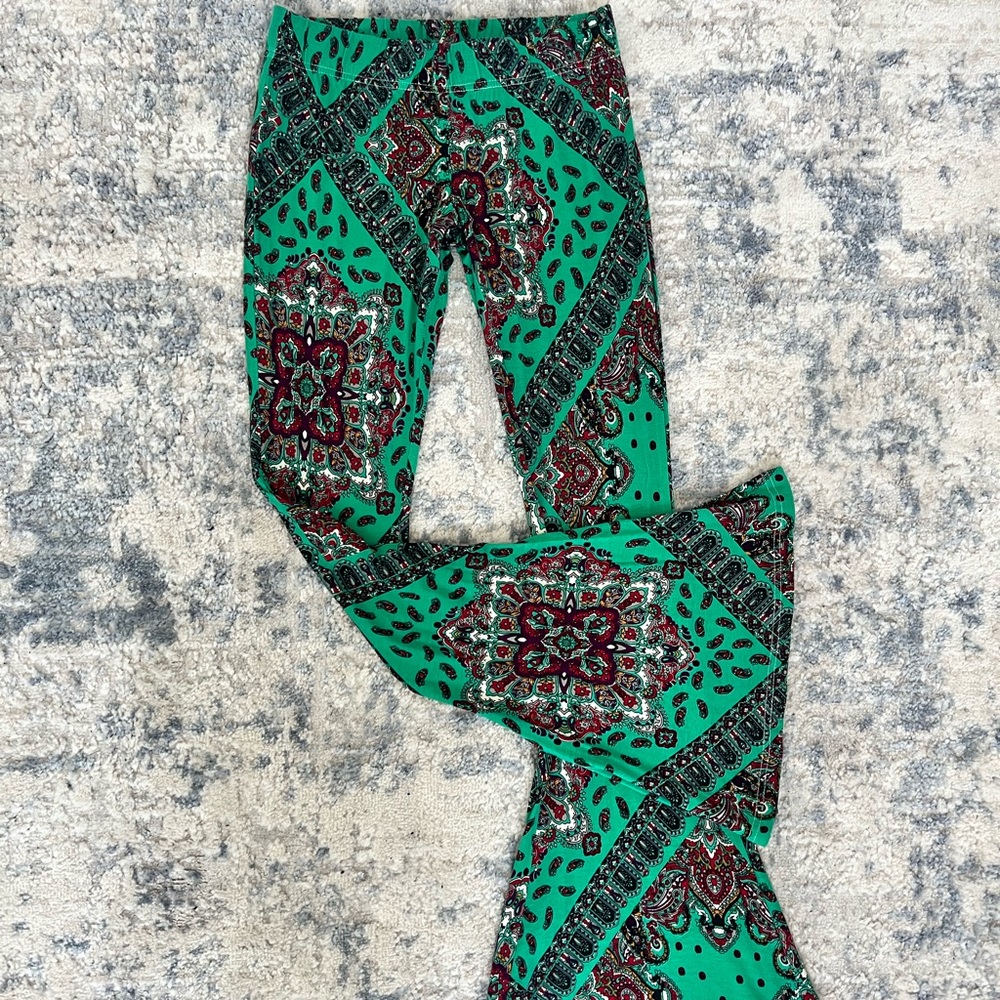 LF - Fit & Flare Pant